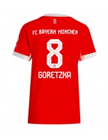 Ženske Nogometnih dresov Bayern Munich Leon Goretzka #8 Domači 2025-26 Kratki rokavi